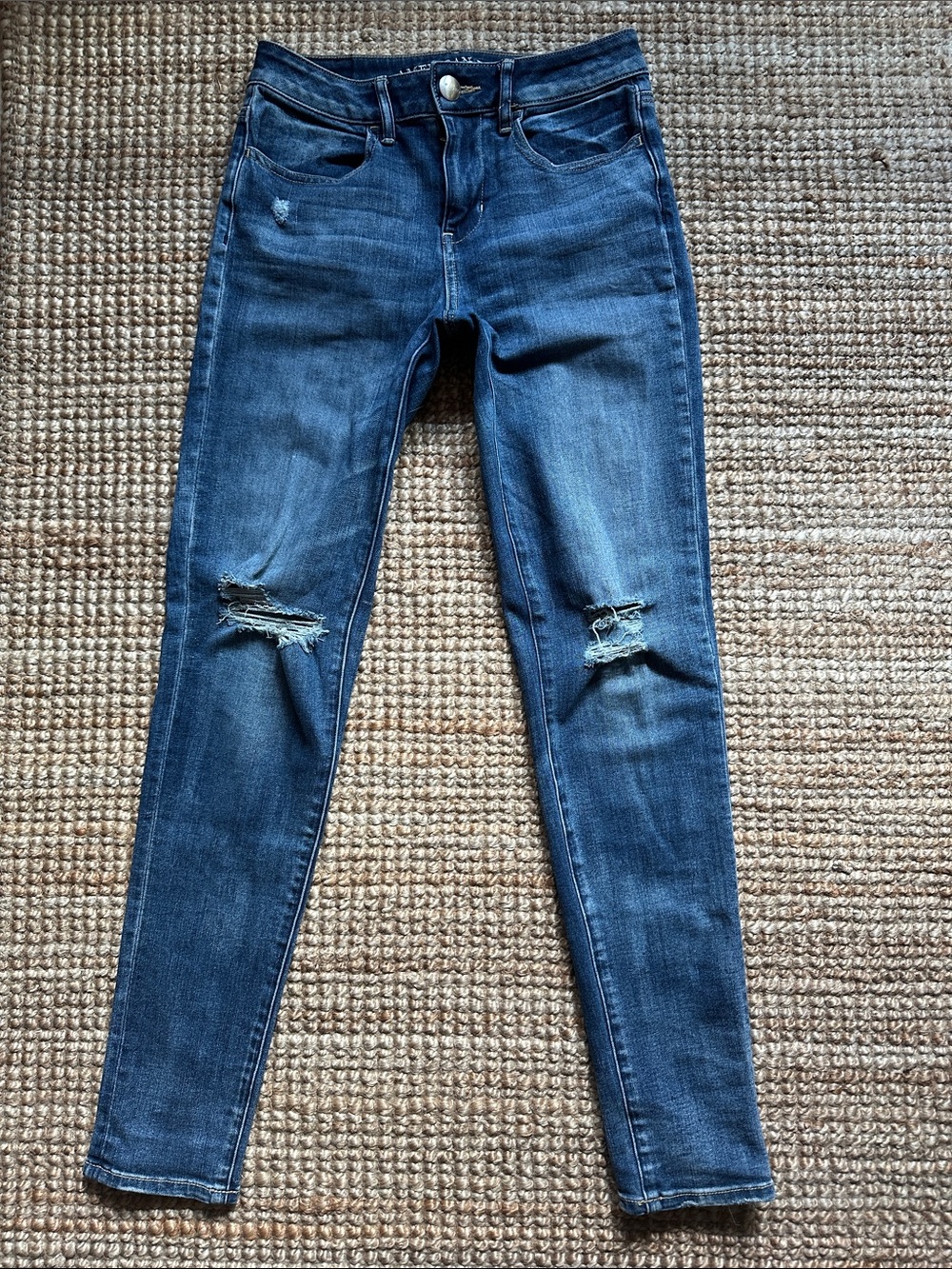 American Eagle Super Stretch Distresses High Rise Jegging 0 Reg